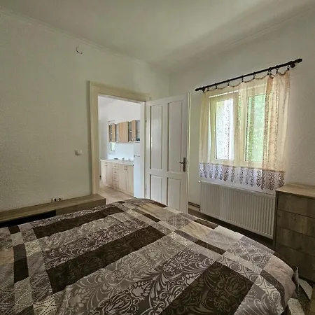 Knez 64 Apartman
